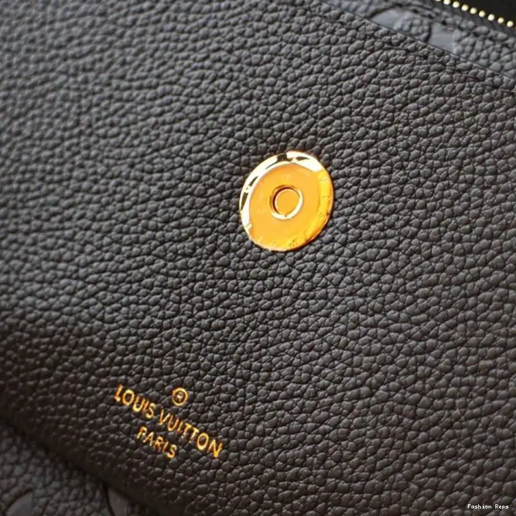 Fashion Reps LV Bags 20B570097 0511